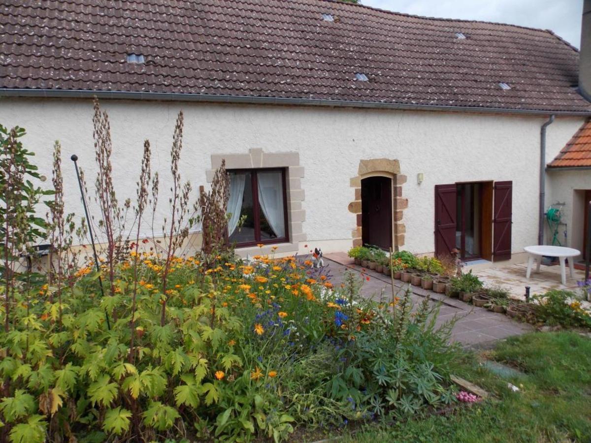 Gite De Charme Rural Avec Terrasse, Jardin Prive, Chevaux A Proximite Et Equipements Modernes - Fr-1-489-213 Neuvy  Buitenkant foto